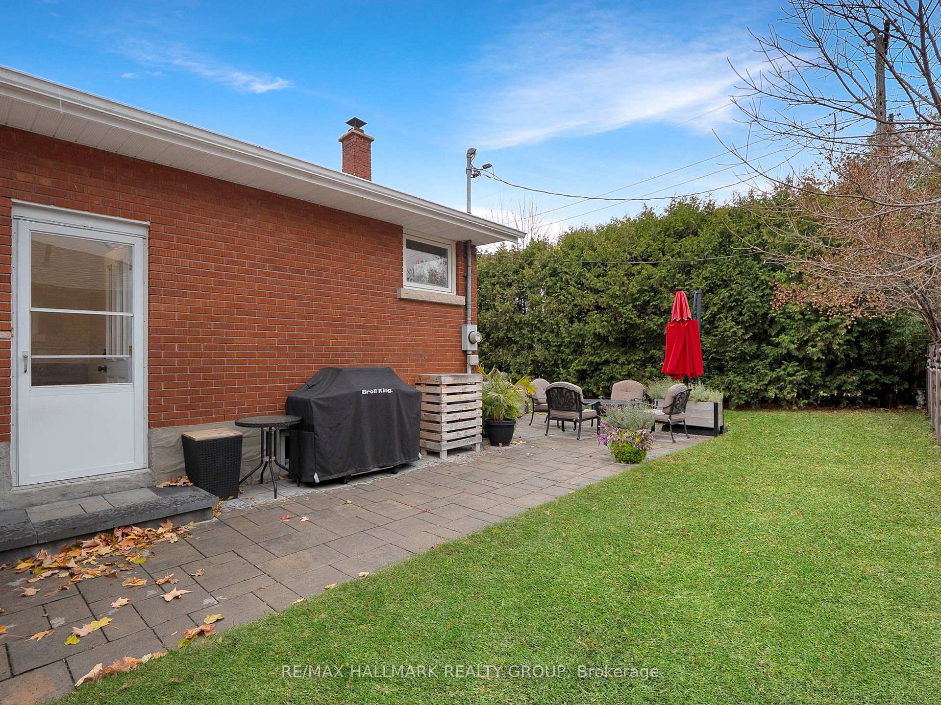 Photo 23 of 2077 Lemay Crescent, Ottawa, Elmvale Acres/Urbandale — HOMEH