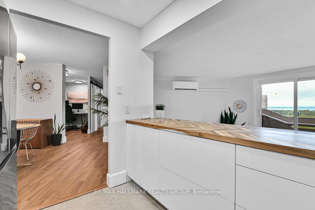 Photo 4 of Unit 1808, 1081 Ambleside Drive, Ottawa, Woodroffe — HOMEH