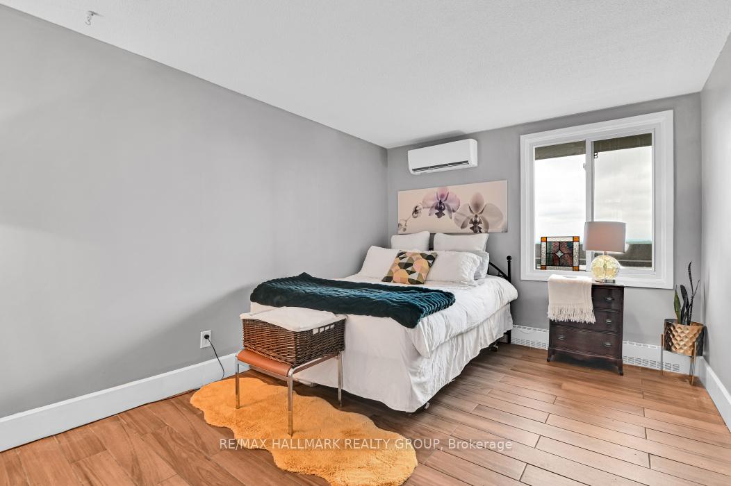 Photo 12 of Unit 1808, 1081 Ambleside Drive, Ottawa, Woodroffe — HOMEH