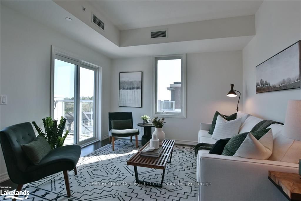 Front of Unit 409, 17 Spooner Crescent