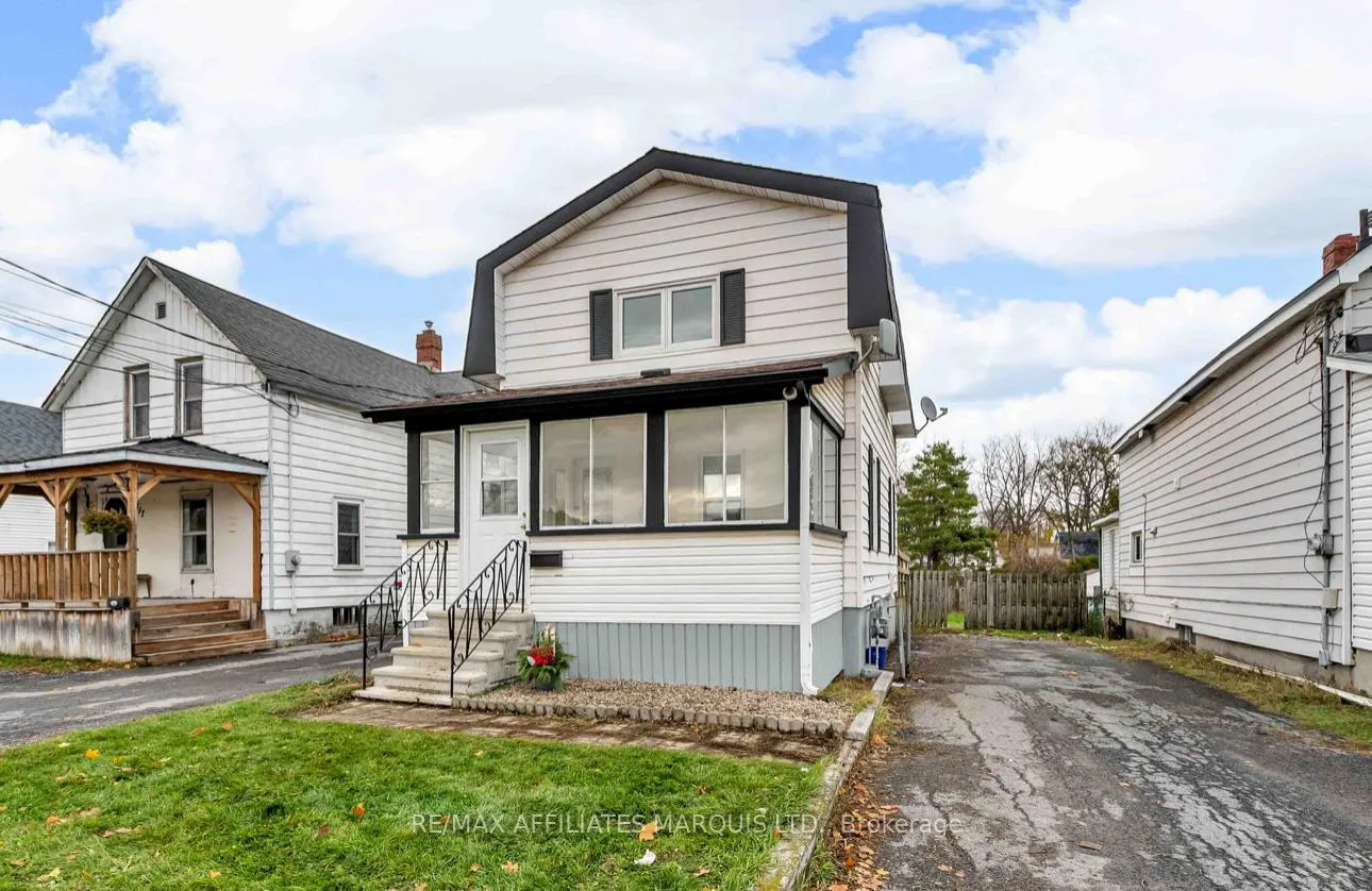 Photo 1 of 413 Cumberland Street, Cornwall — HOMEH