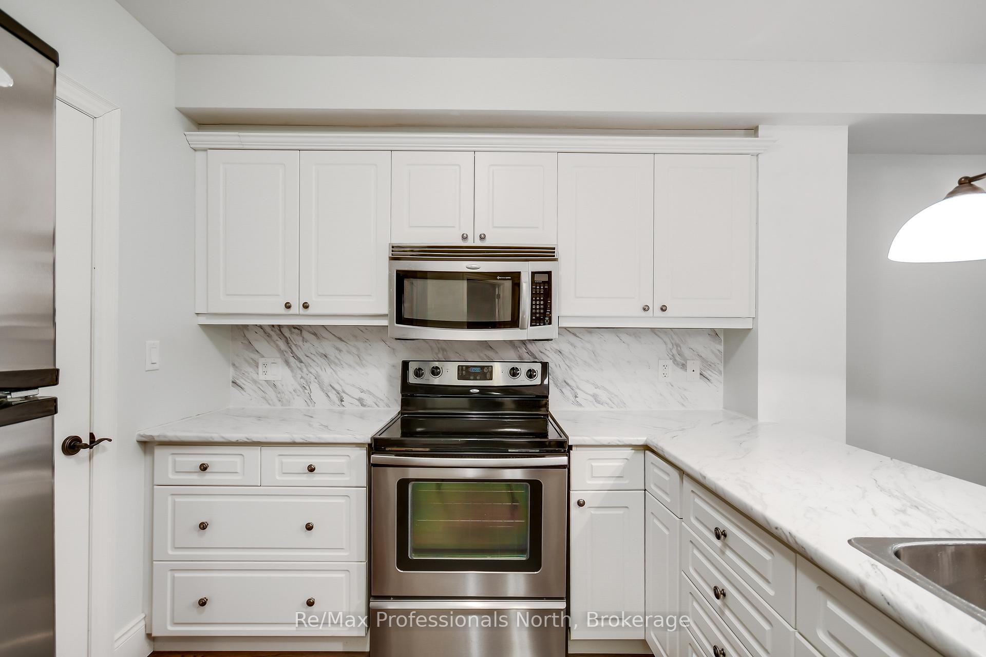 Photo 9 of Unit 104, 391 James Street W, Gravenhurst, Muskoka (S) — HOMEH
