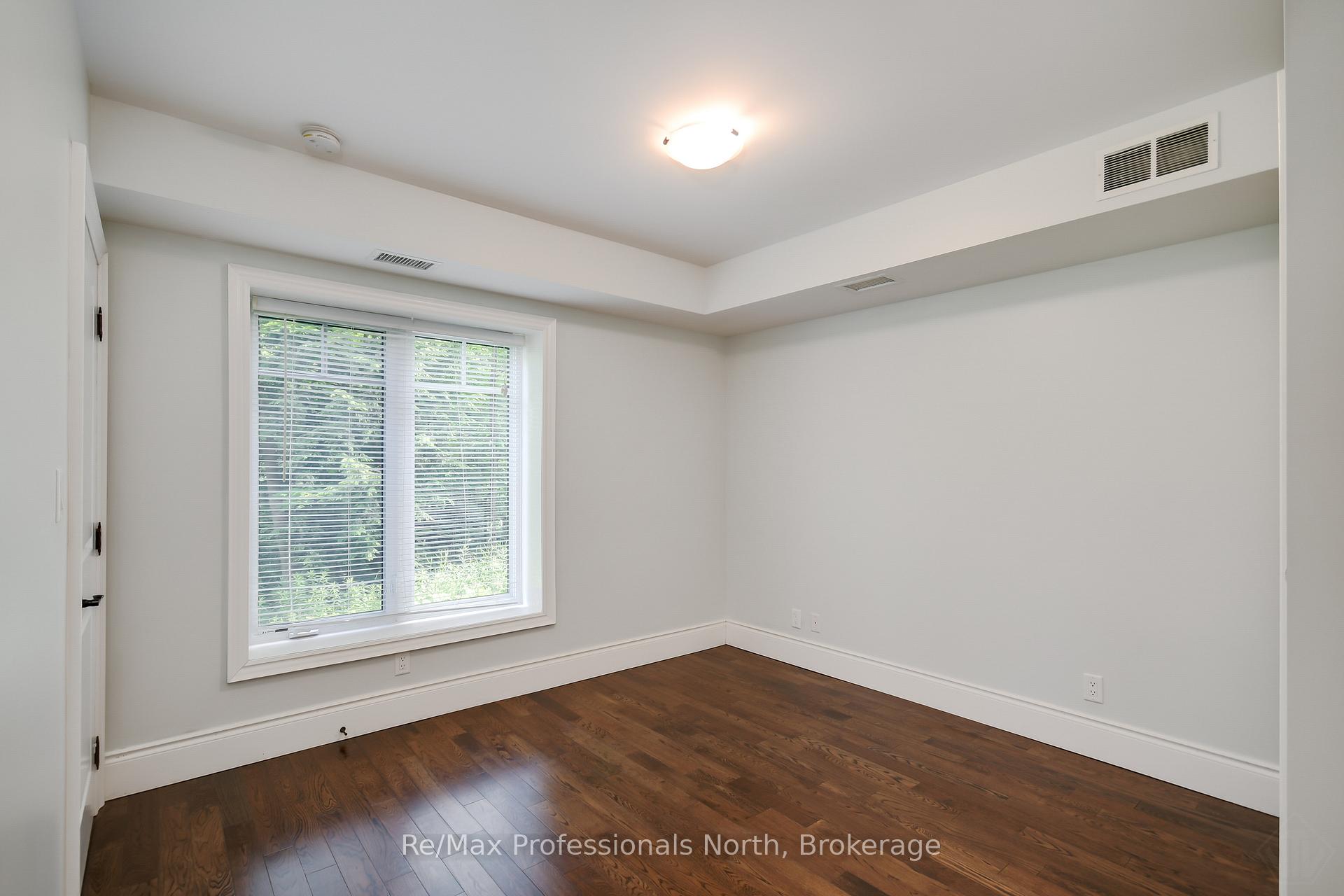 Photo 17 of Unit 104, 391 James Street W, Gravenhurst, Muskoka (S) — HOMEH