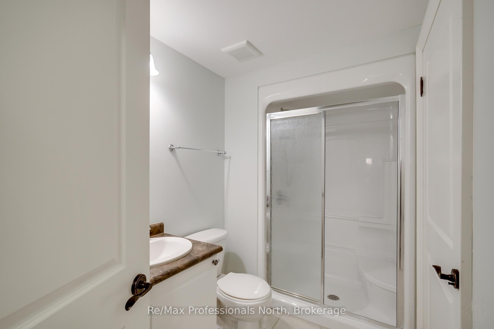 Photo 21 of Unit 104, 391 James Street W, Gravenhurst, Muskoka (S) — HOMEH