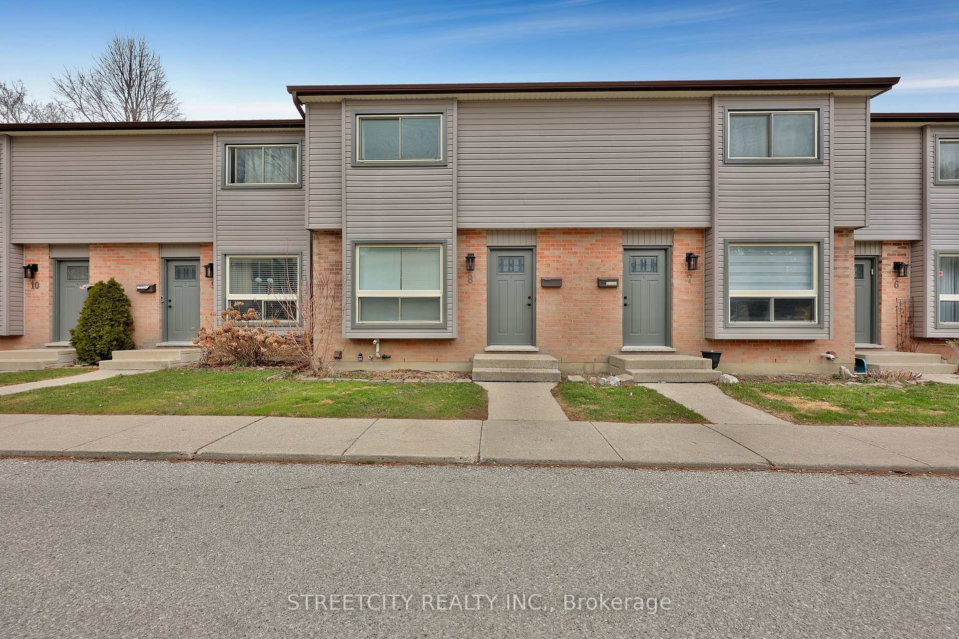 Front of Unit 8, 253 Taylor Street