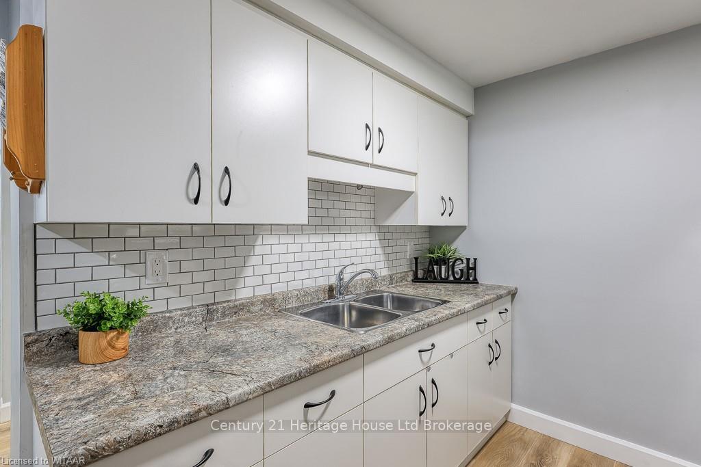 Photo 11 of Unit 31, 280 Thaler Avenue, Kitchener — HOMEH