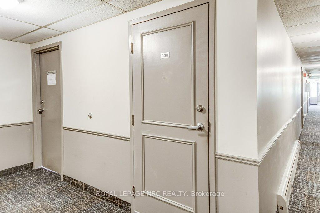 Photo 2 of Unit 308, 41 Rykert Street, St. Catharines, Western Hill — HOMEH