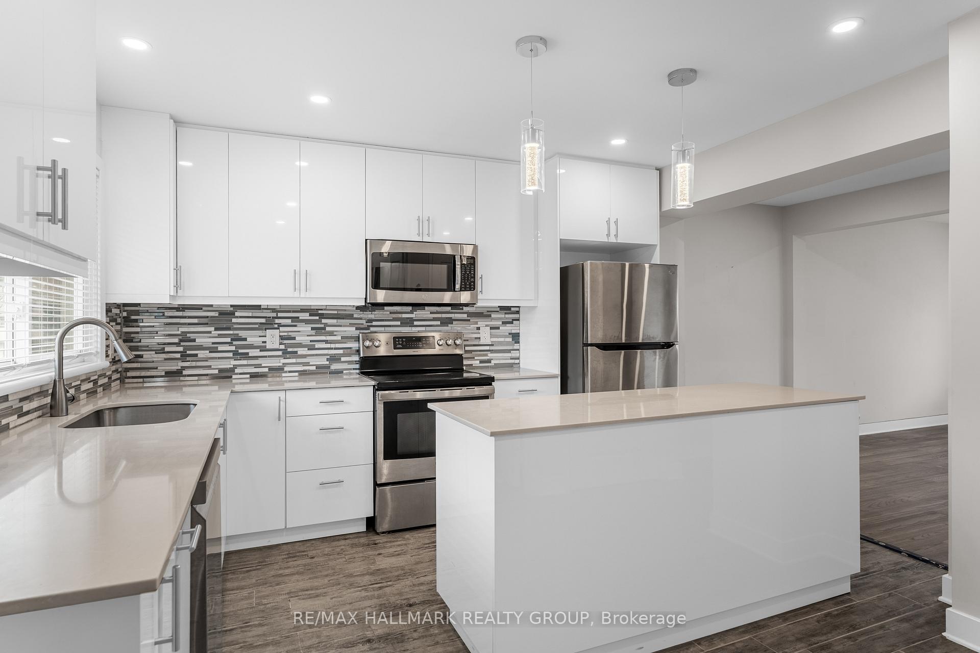 Photo 8 of 2788 Pimlico Crescent, Ottawa, Emerald Woods/Sawmill Creek — HOMEH