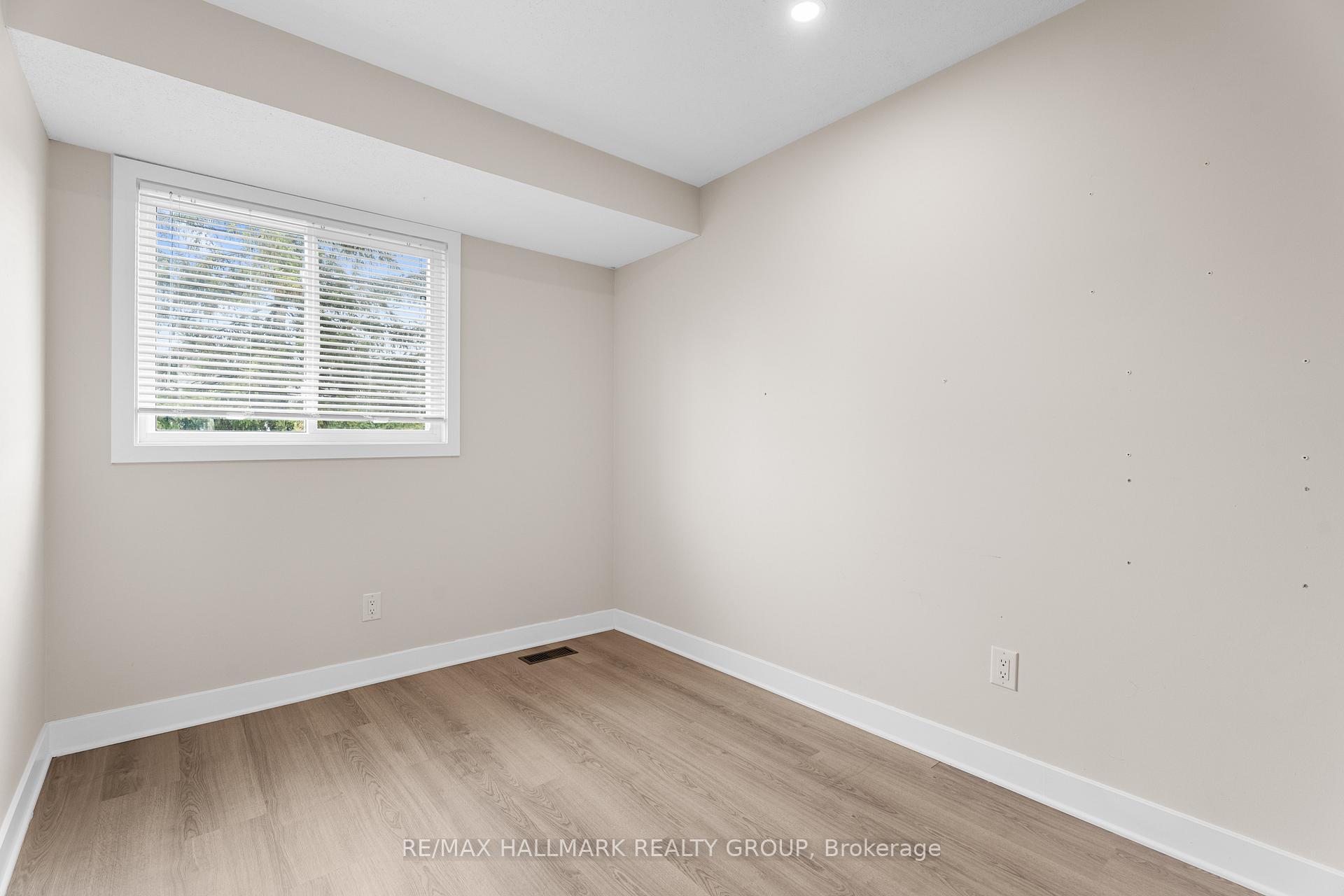 Photo 15 of 2788 Pimlico Crescent, Ottawa, Emerald Woods/Sawmill Creek — HOMEH