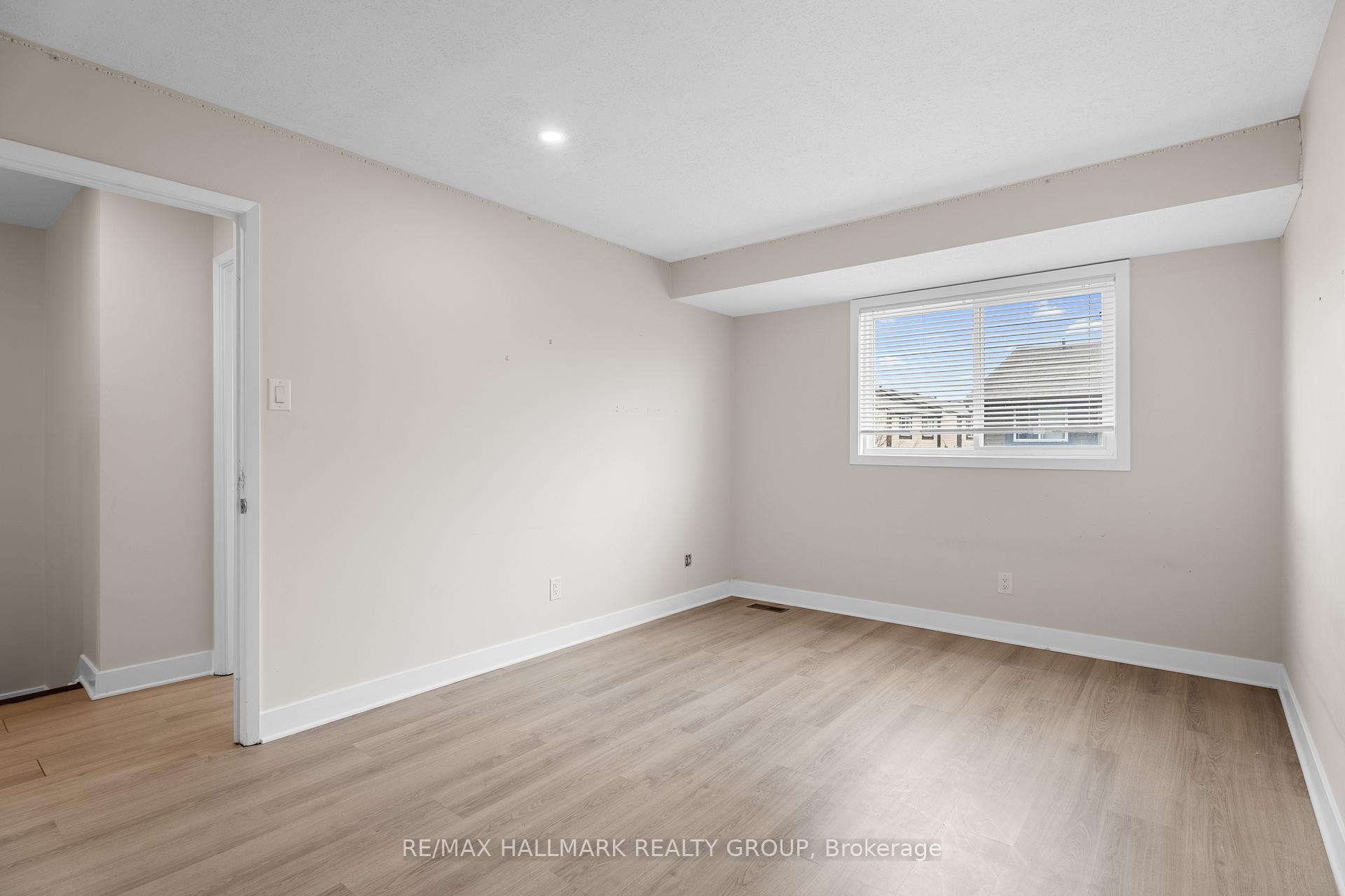 Photo 23 of 2788 Pimlico Crescent, Ottawa, Emerald Woods/Sawmill Creek — HOMEH