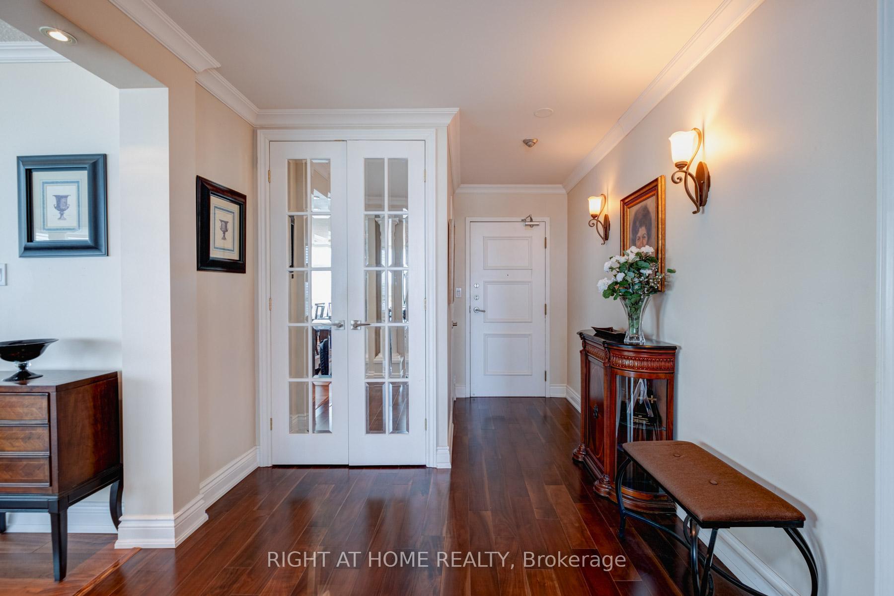 Photo 9 of Unit 818, 25 Austin Drive, Markham, Markville — HOMEH