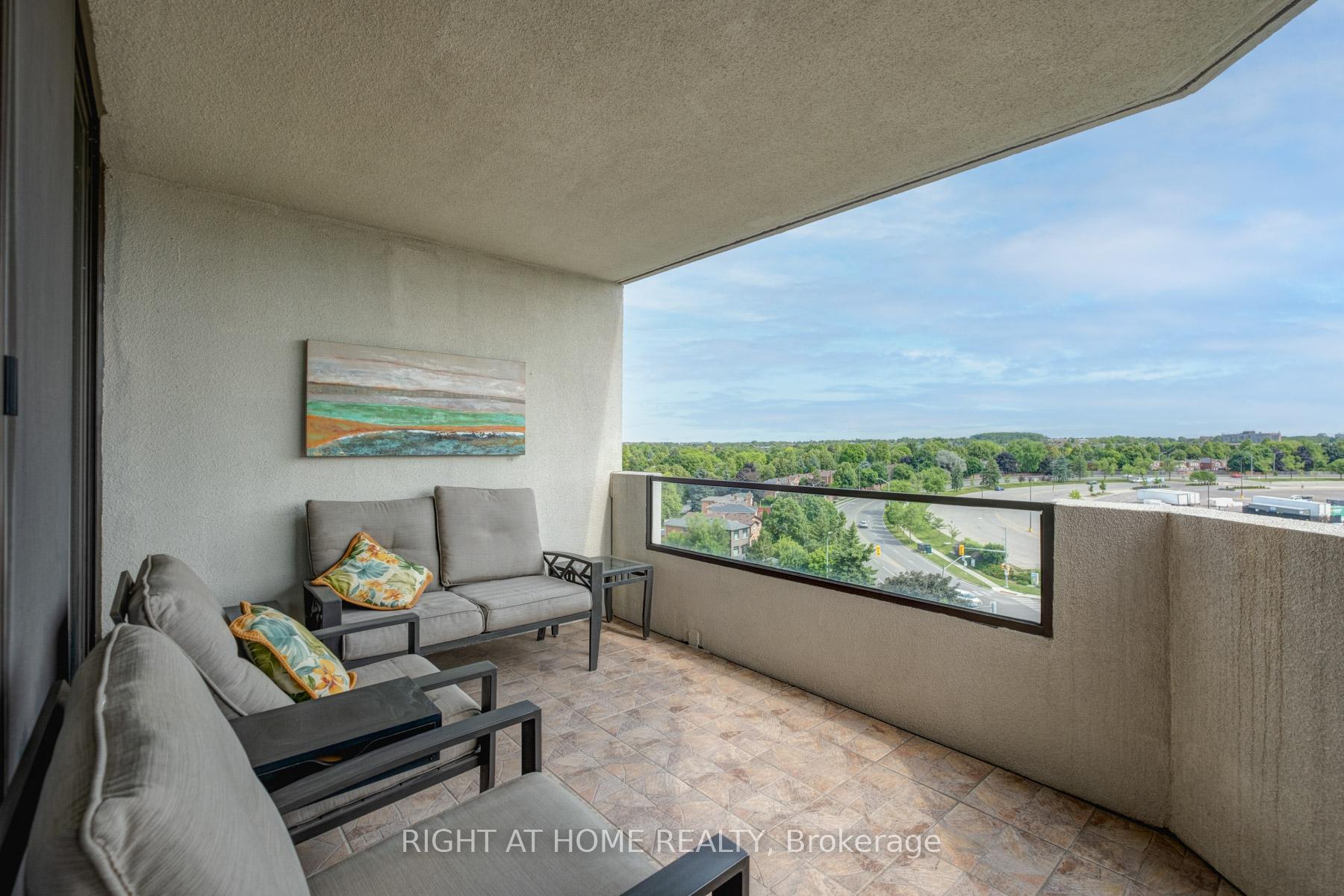 Photo 28 of Unit 818, 25 Austin Drive, Markham, Markville — HOMEH