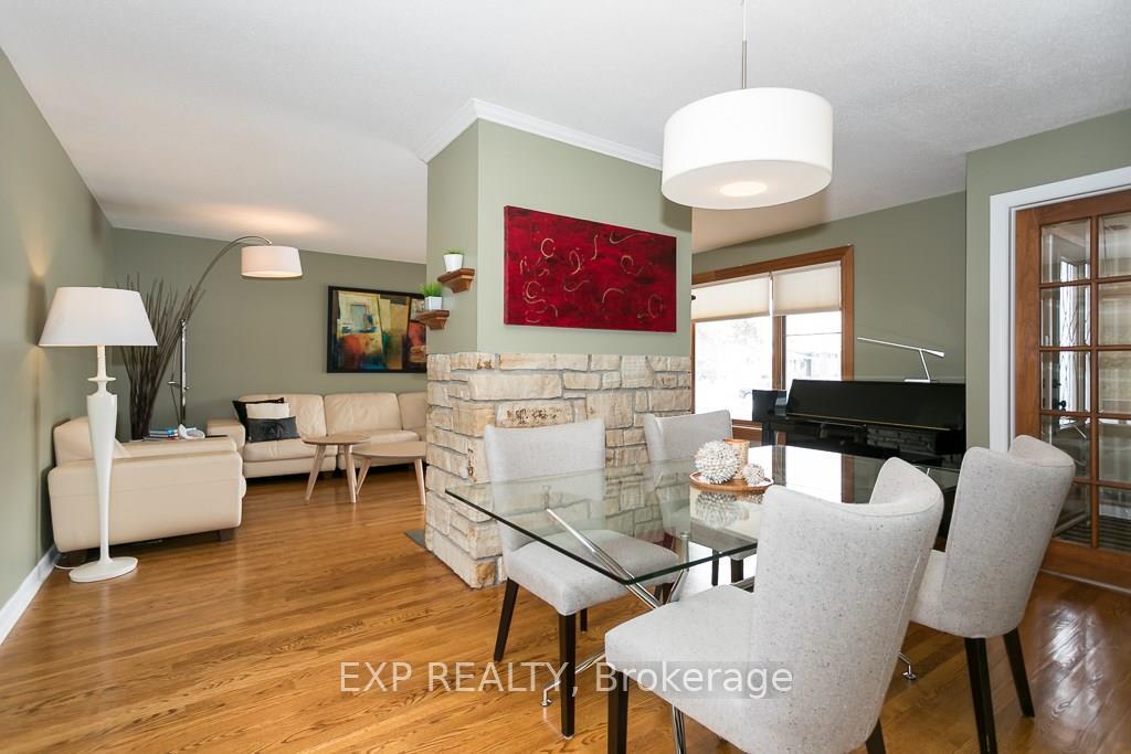 Photo 3 of 9 Stillwater Drive, Ottawa, Crystal Beach — HOMEH