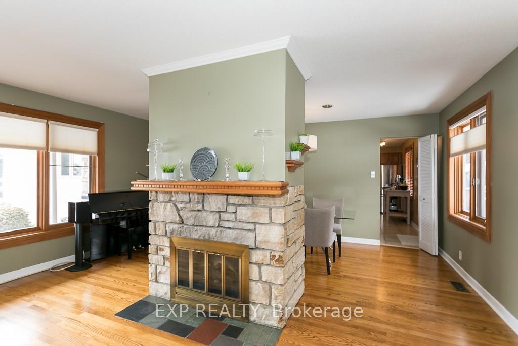 Photo 9 of 9 Stillwater Drive, Ottawa, Crystal Beach — HOMEH