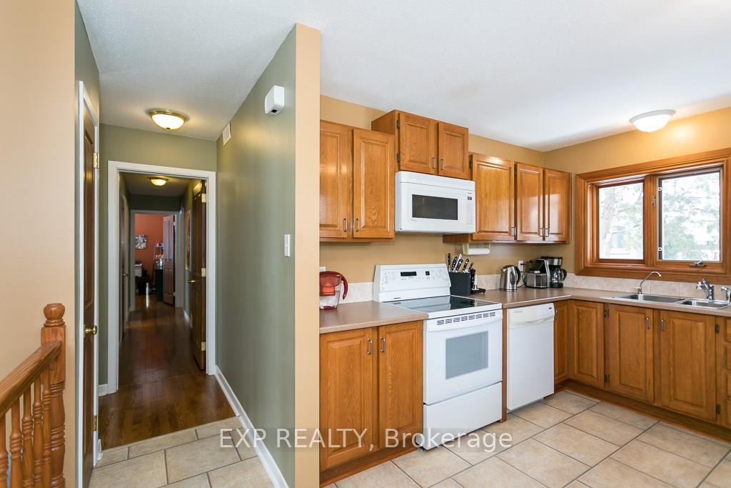 Photo 11 of 9 Stillwater Drive, Ottawa, Crystal Beach — HOMEH