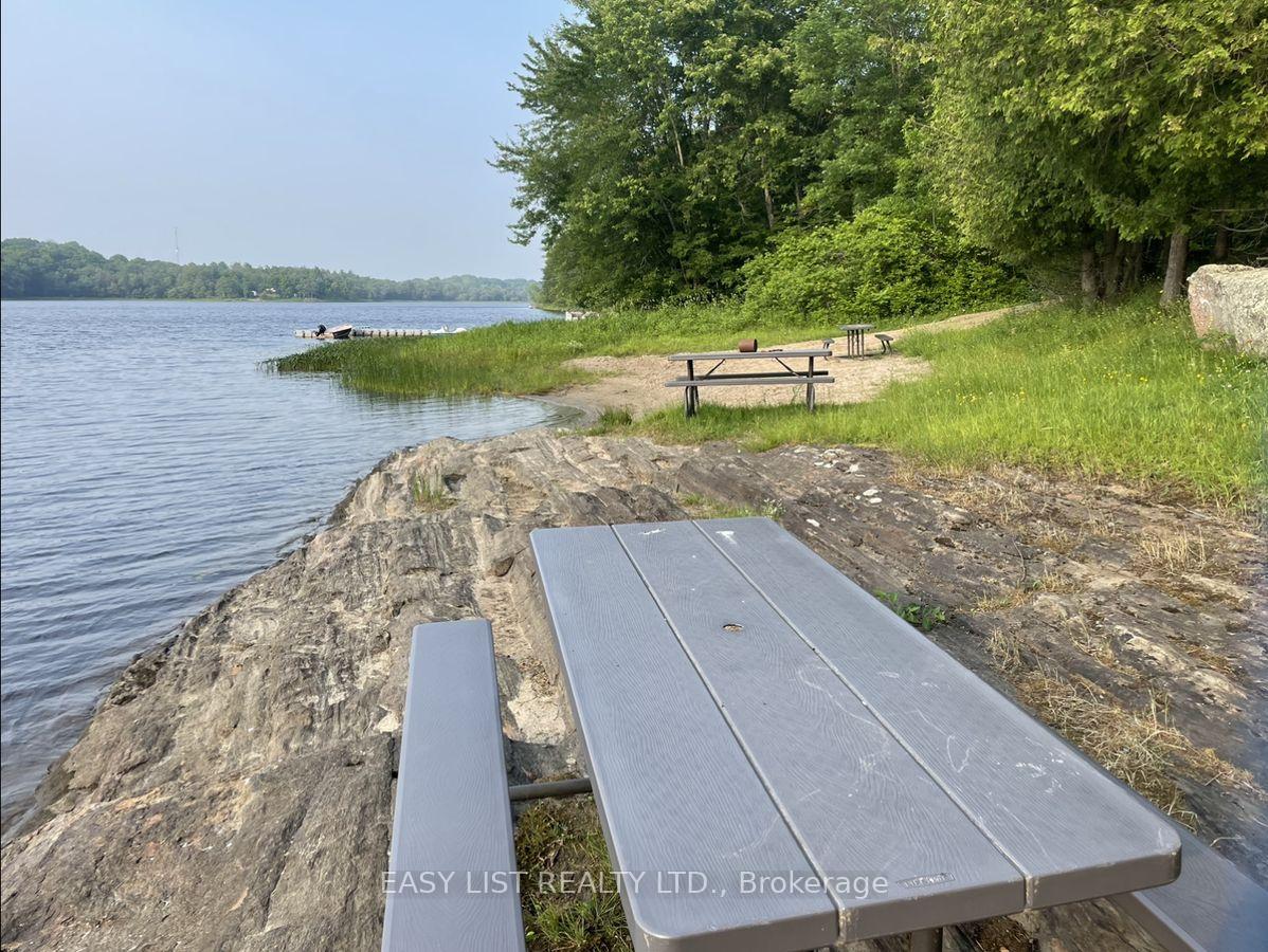 Photo 4 of 1142 Spruce Trail, Frontenac, Frontenac Centre — HOMEH