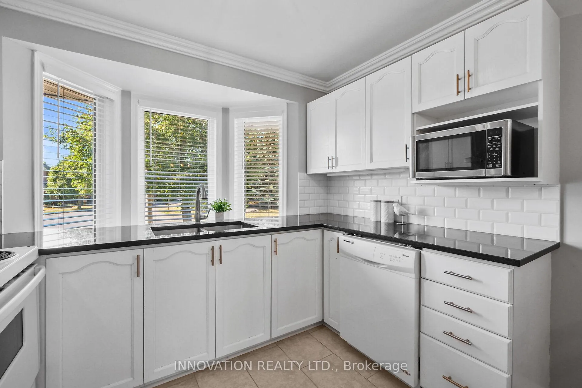 Photo 13 of 57 Waterbridge Drive, Ottawa, Barrhaven East — HOMEH