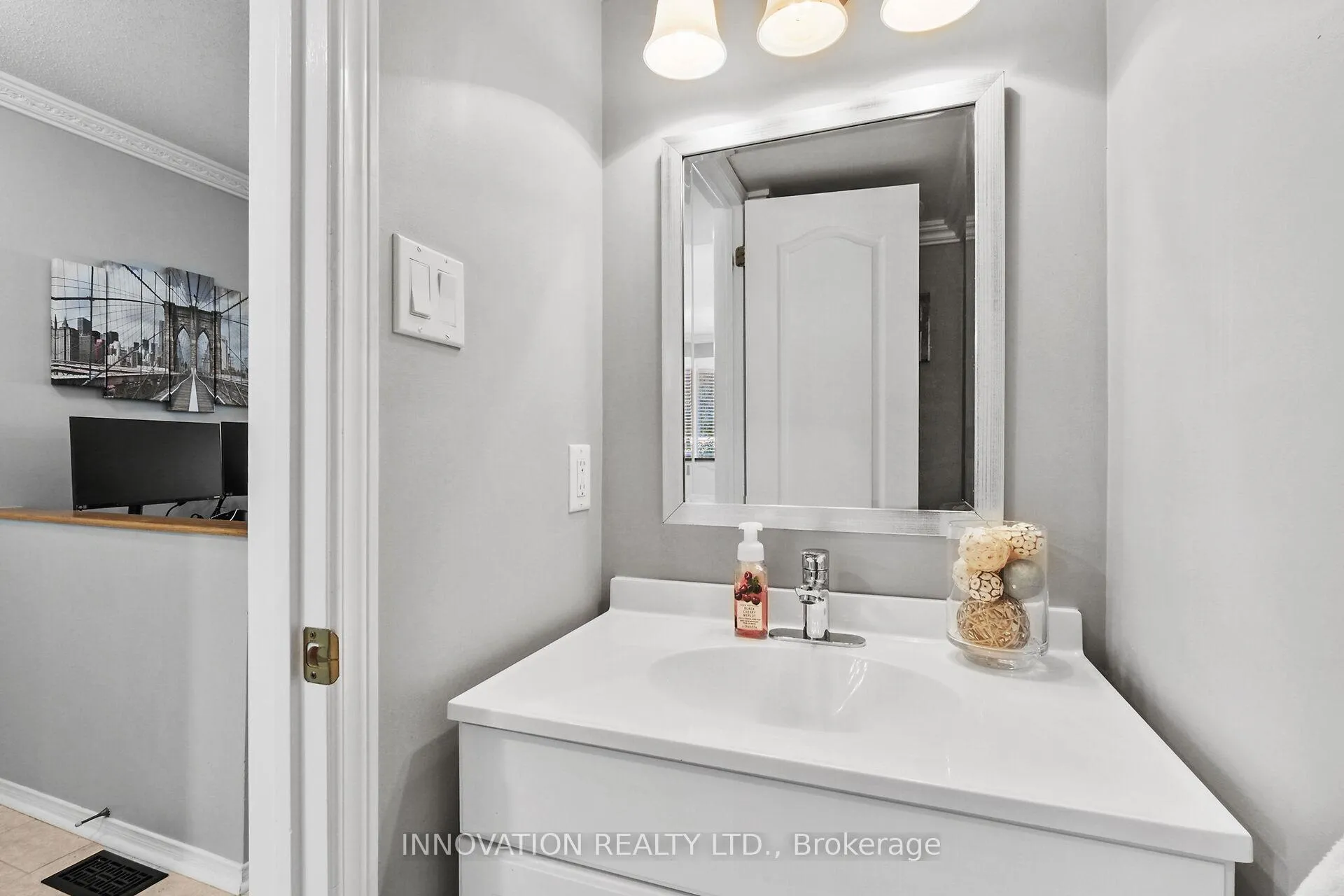 Photo 16 of 57 Waterbridge Drive, Ottawa, Barrhaven East — HOMEH