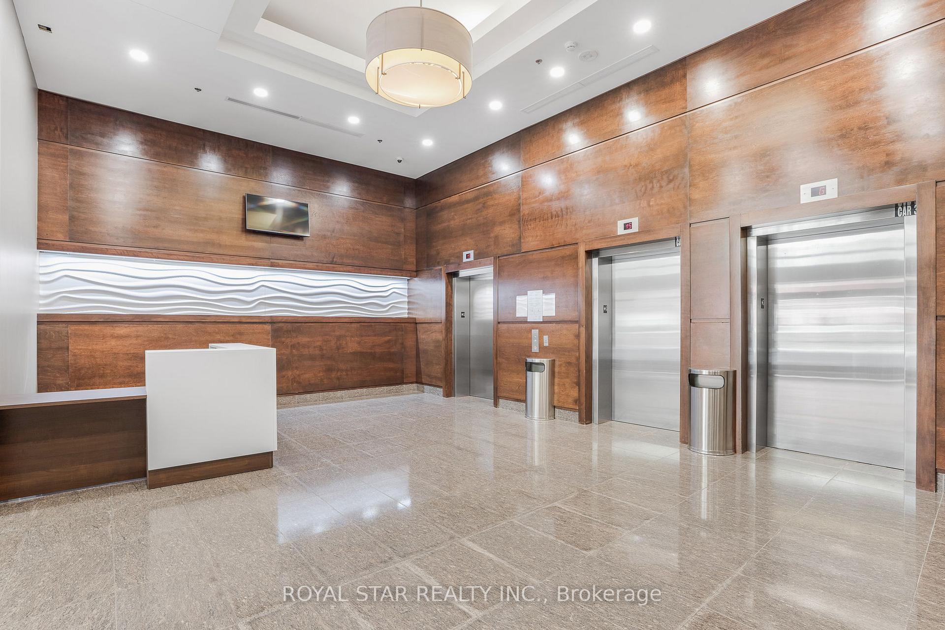 Photo 4 of Unit 310, 238 Besserer Street, Ottawa, Sandy Hill — HOMEH