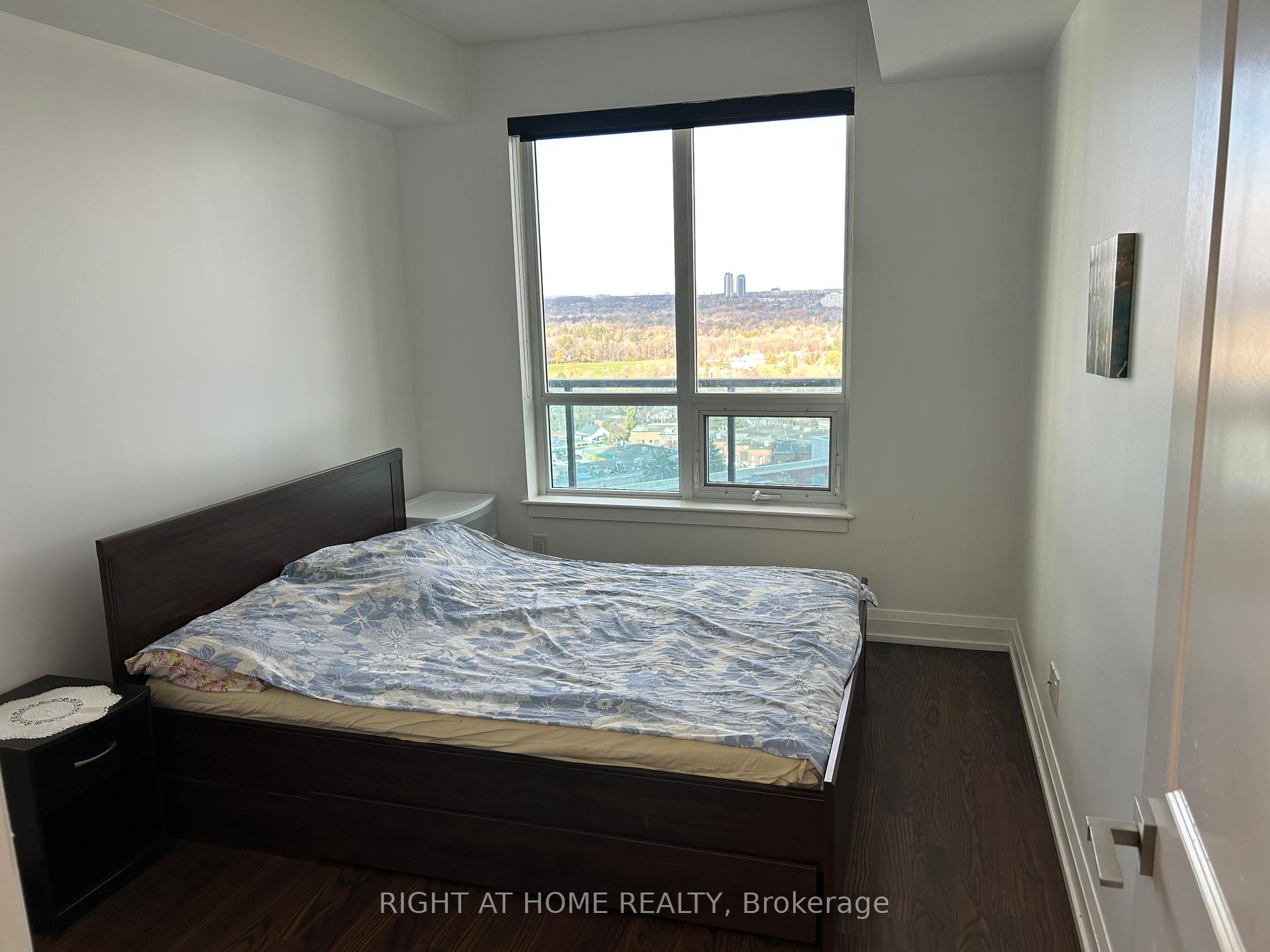 Photo 8 of Unit 1003, 7171 Yonge Street, Markham, Grandview — HOMEH