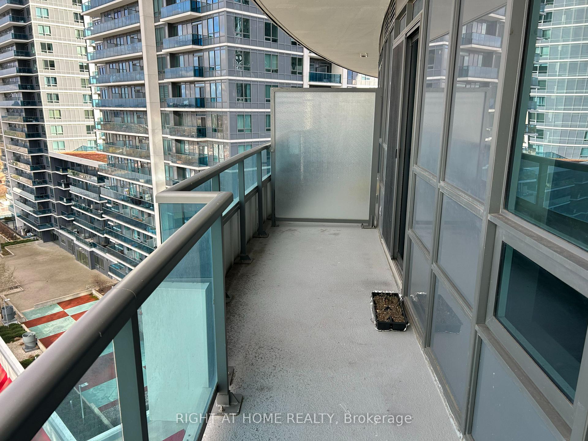 Photo 18 of Unit 1003, 7171 Yonge Street, Markham, Grandview — HOMEH