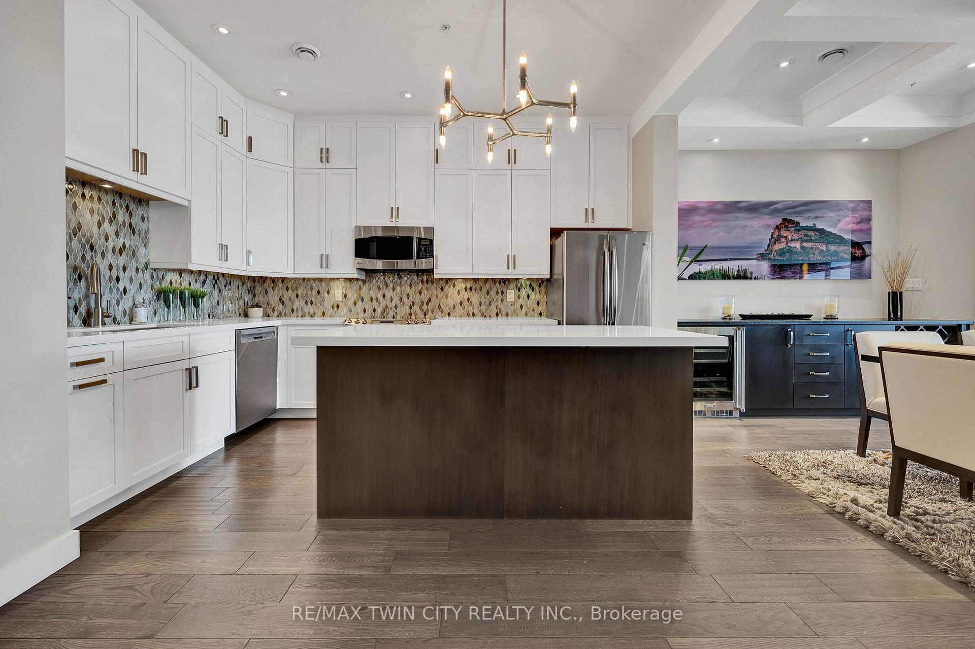 Photo 7 of Unit 604, 188 King Street S, Waterloo, Downtown Waterloo — HOMEH