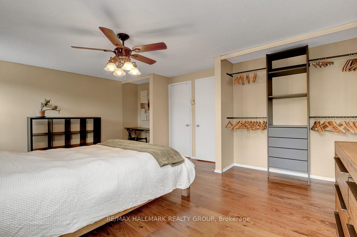 Photo 20 of 2094 Eric Crescent, Ottawa, Pineview — HOMEH