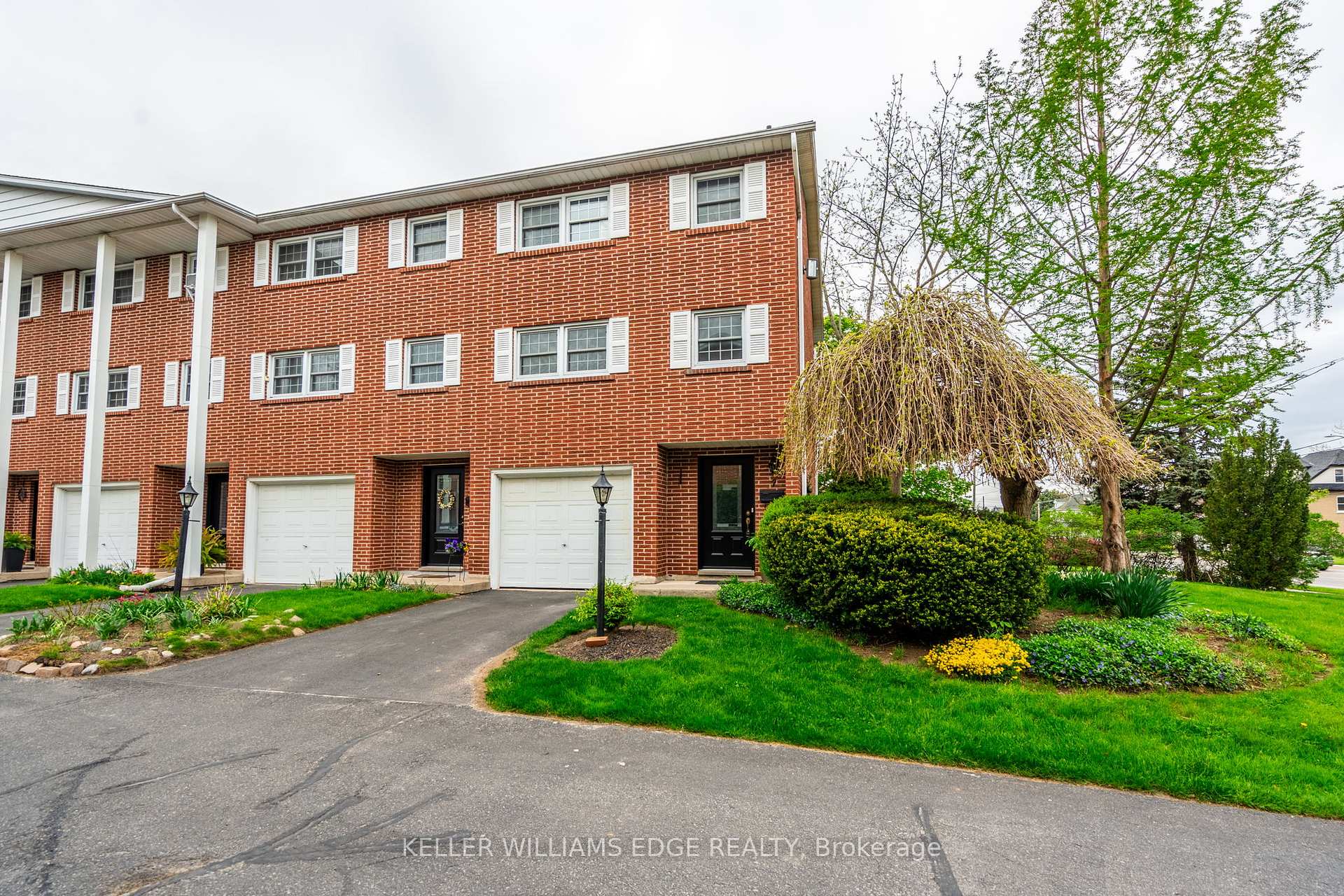 Photo 3 of Unit 7, 91 Livingston Avenue, Grimsby, Grimsby West — HOMEH