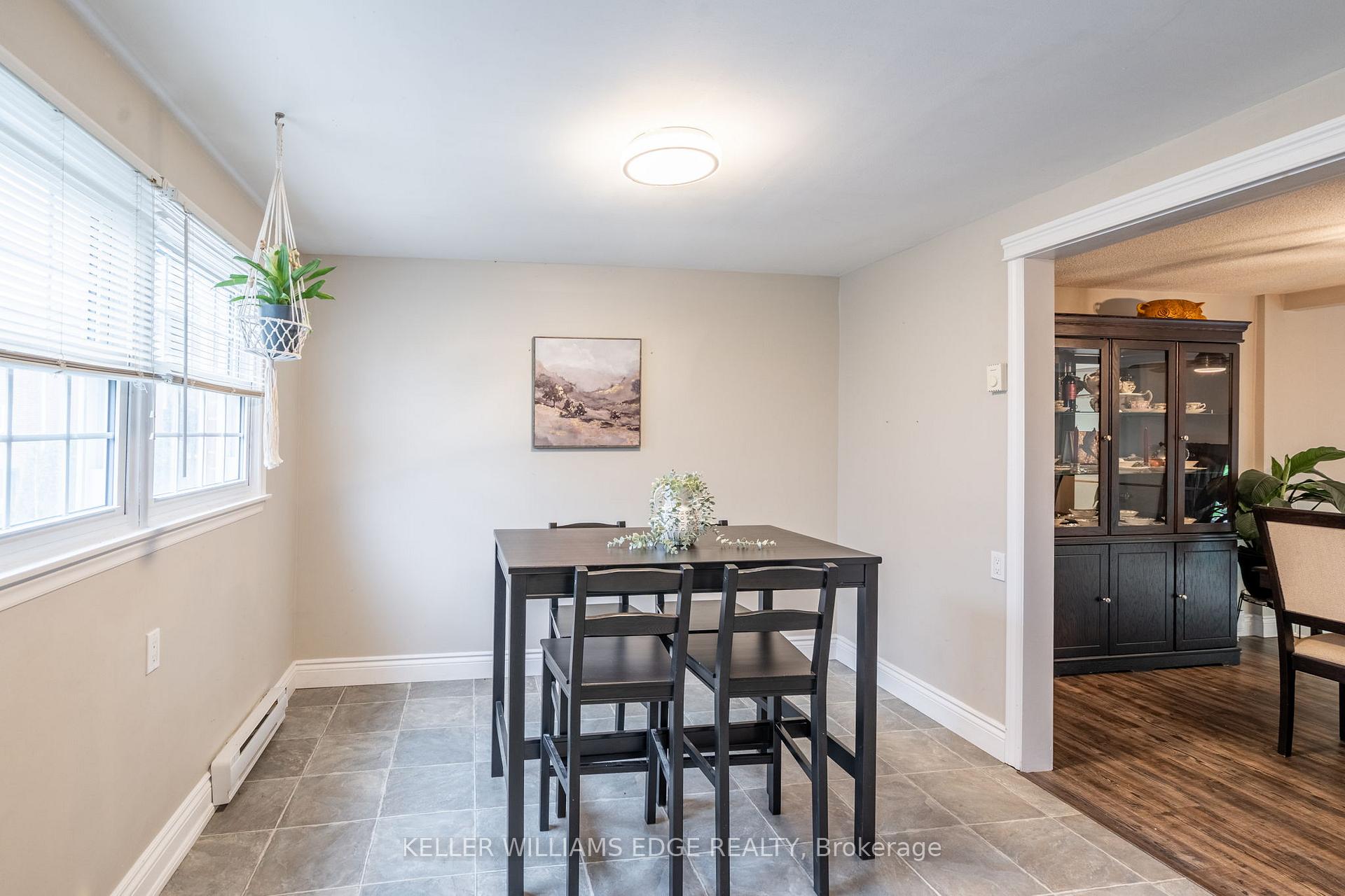 Photo 10 of Unit 7, 91 Livingston Avenue, Grimsby, Grimsby West — HOMEH