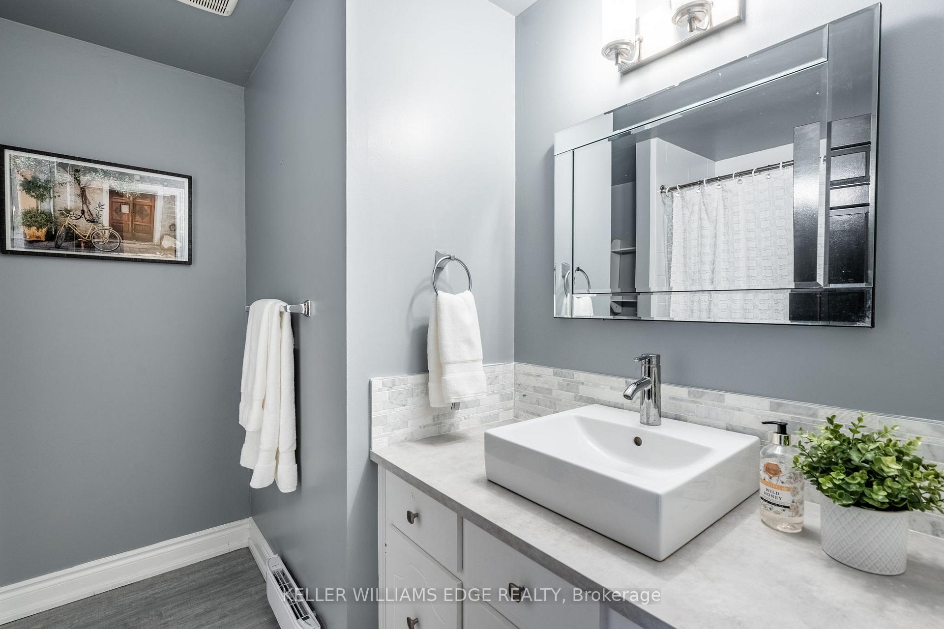 Photo 15 of Unit 7, 91 Livingston Avenue, Grimsby, Grimsby West — HOMEH