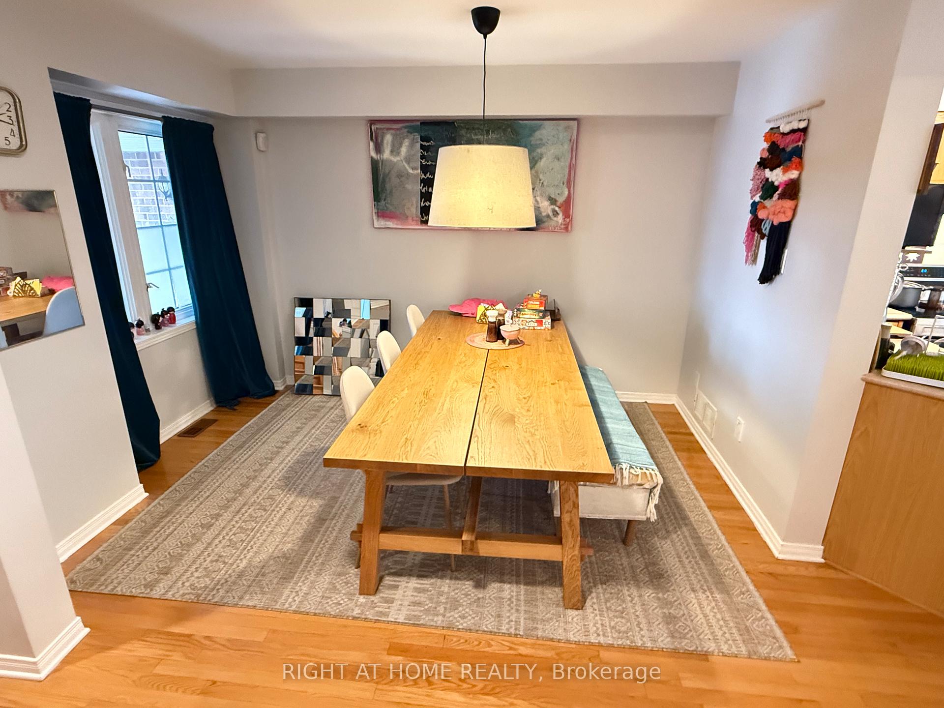 Photo 10 of 133 Scout Street, Ottawa, Central Park — HOMEH