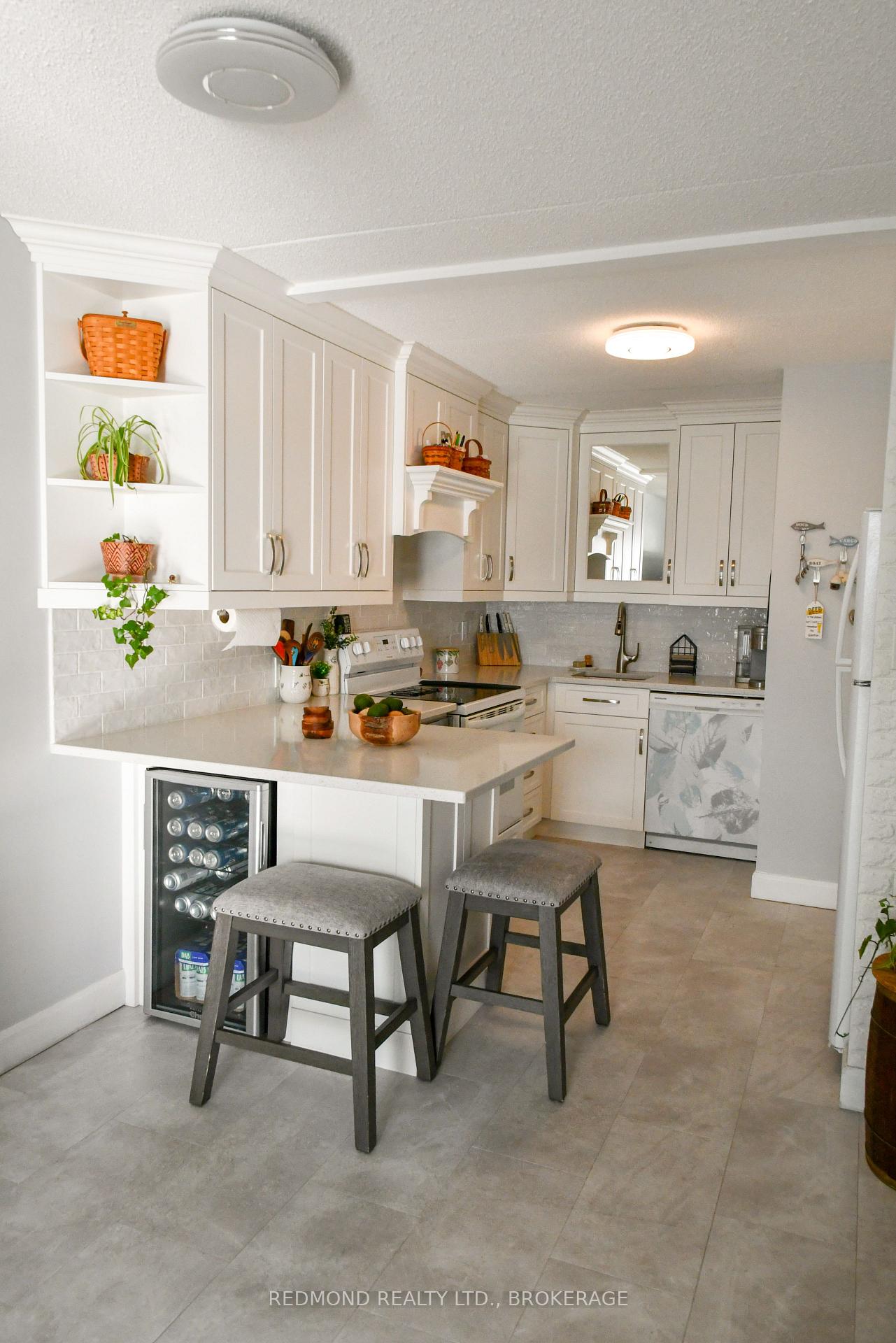 Photo 15 of Unit 304, 610 William Street S, Gananoque — HOMEH