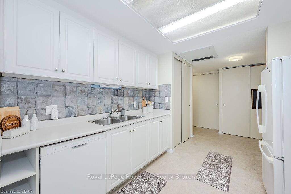 Photo 7 of Unit B2, 105 Bagot St Street, Guelph, Junction/Onward Willow — HOMEH