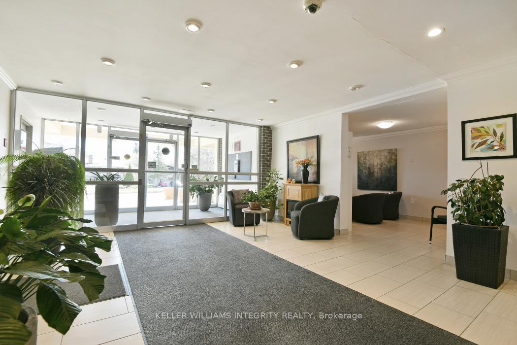 Photo 2 of Unit 305, 2400 Virginia Drive, Ottawa, Guildwood Estates - Urbandale Acres — HOMEH