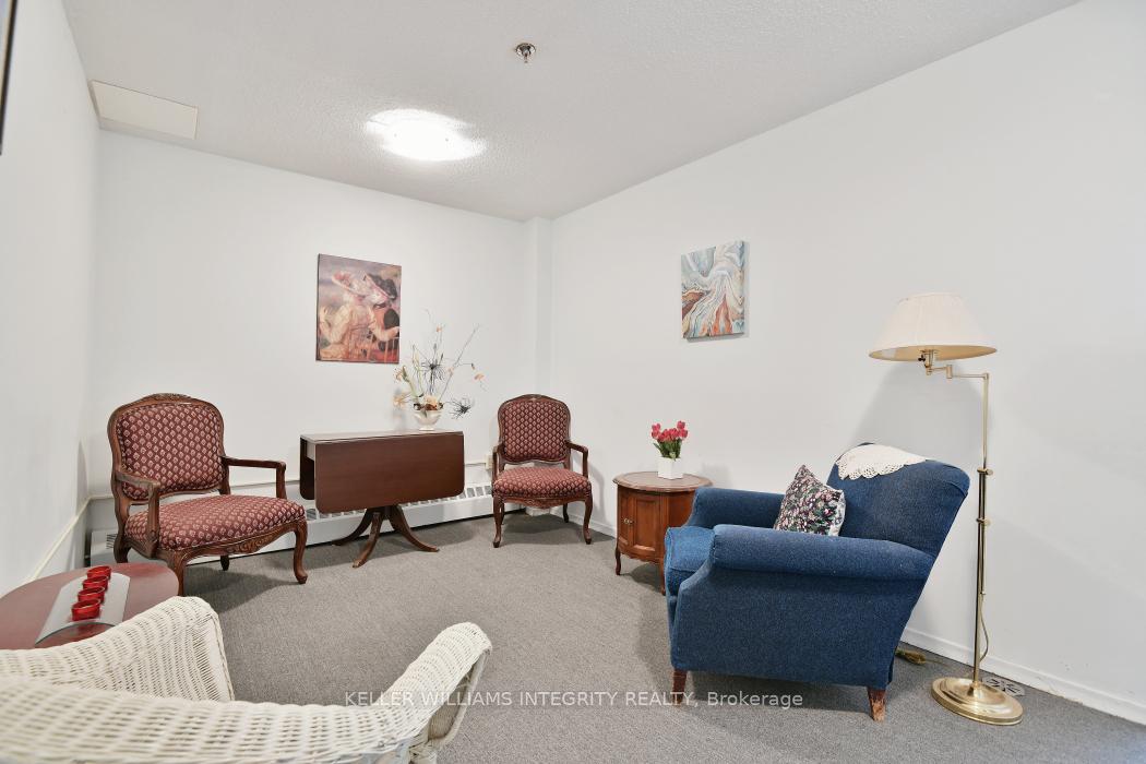 Photo 20 of Unit 305, 2400 Virginia Drive, Ottawa, Guildwood Estates - Urbandale Acres — HOMEH