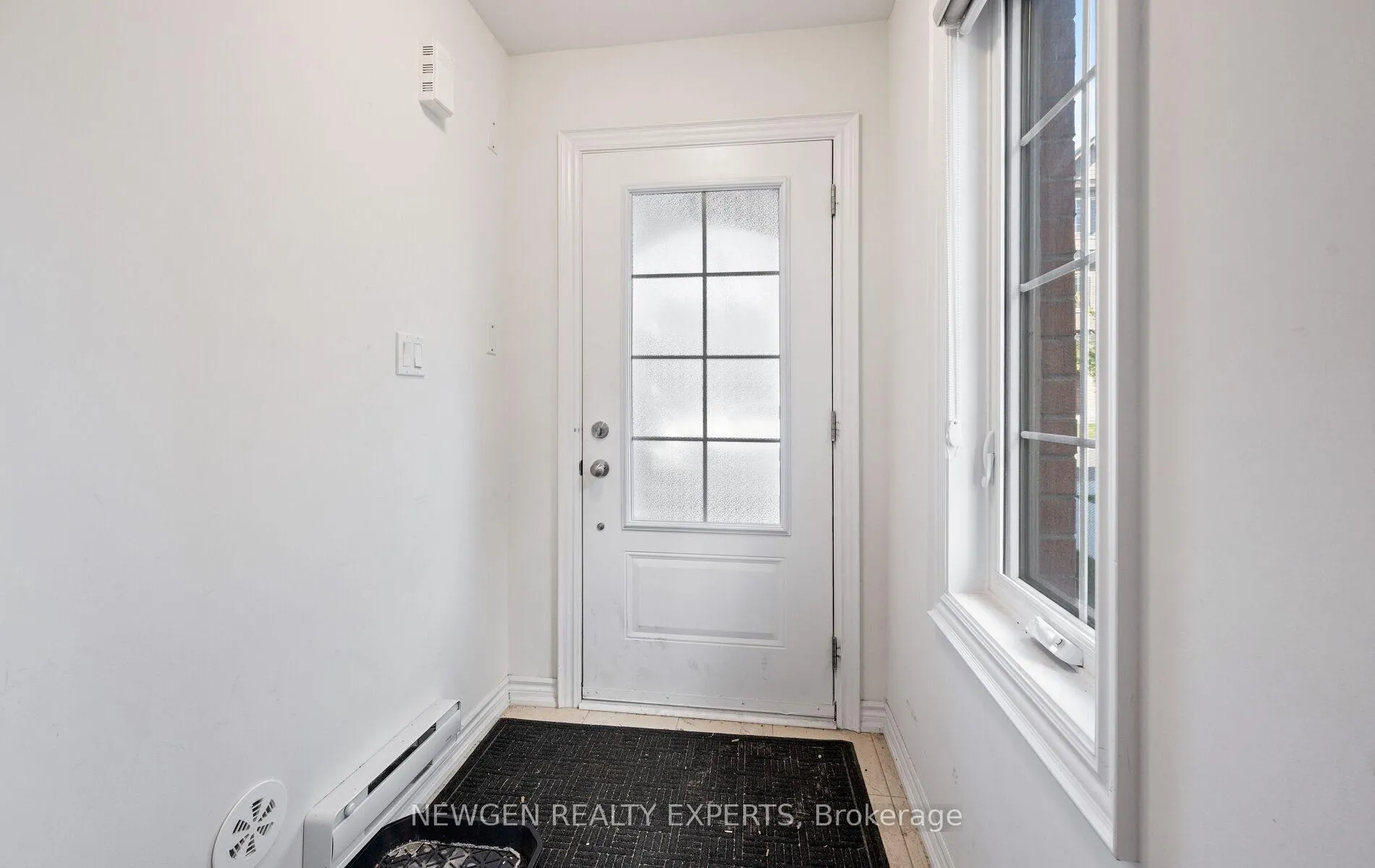 Photo 5 of 223 Royal Northern Path N, Oshawa, Windfields — HOMEH