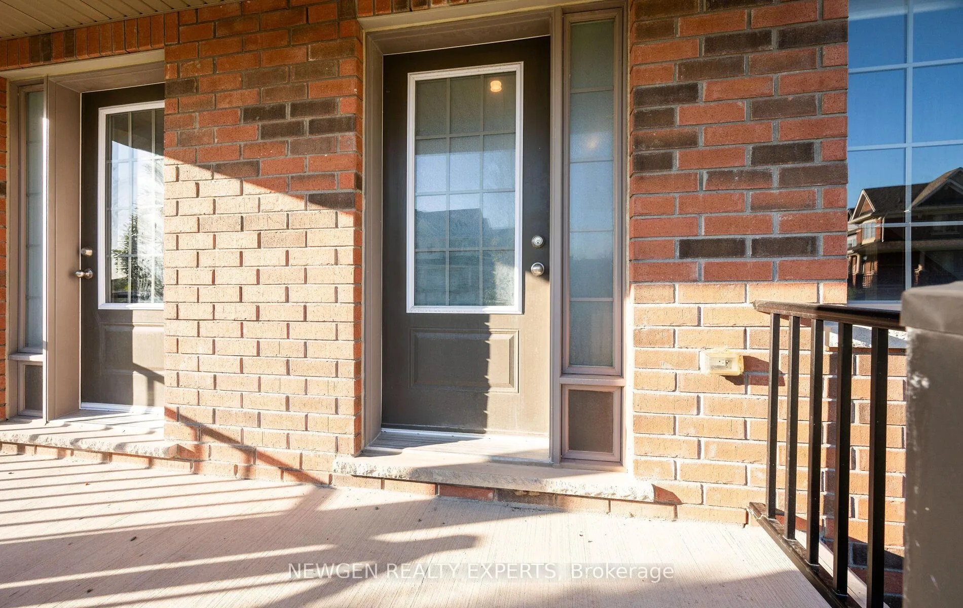 Photo 9 of 223 Royal Northern Path N, Oshawa, Windfields — HOMEH