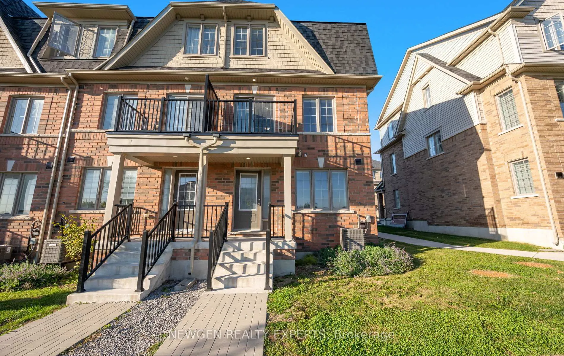 Photo 11 of 223 Royal Northern Path N, Oshawa, Windfields — HOMEH
