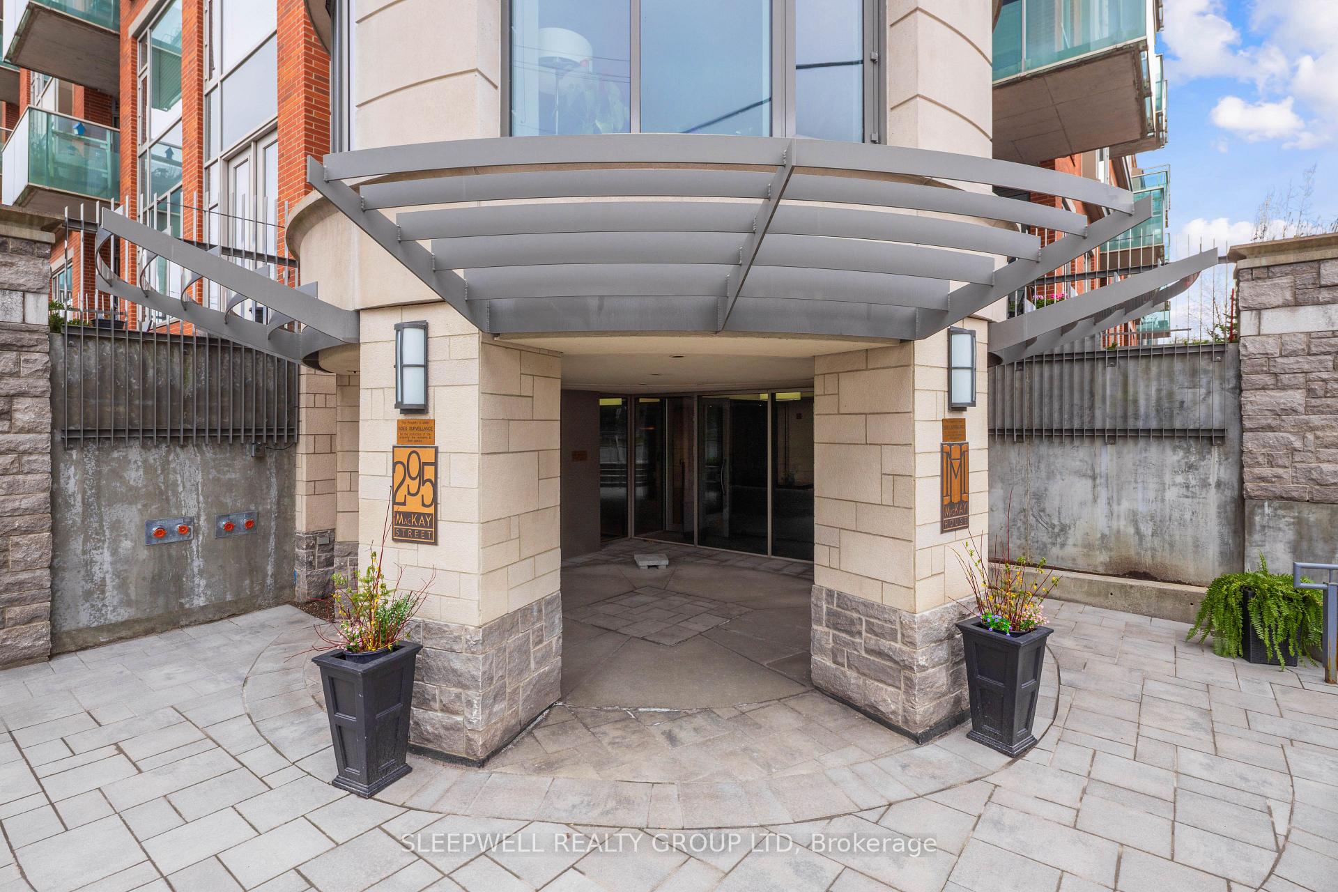 Photo 2 of Unit 303, 295 Mackay Street, Ottawa, Lindenlea — HOMEH