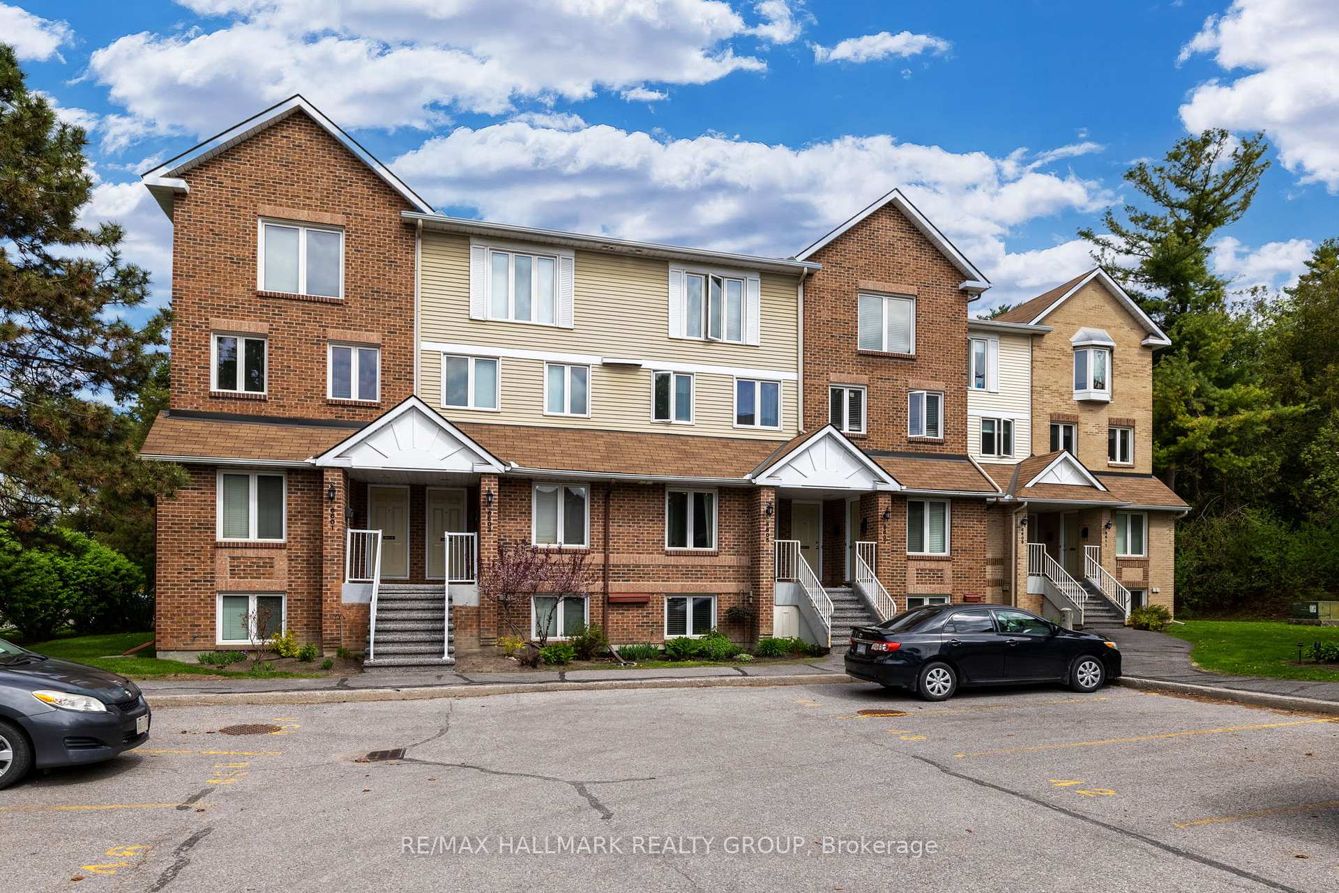 Photo 1 of Unit A, 6605 Bilberry Drive, Ottawa, Convent Glen North — HOMEH