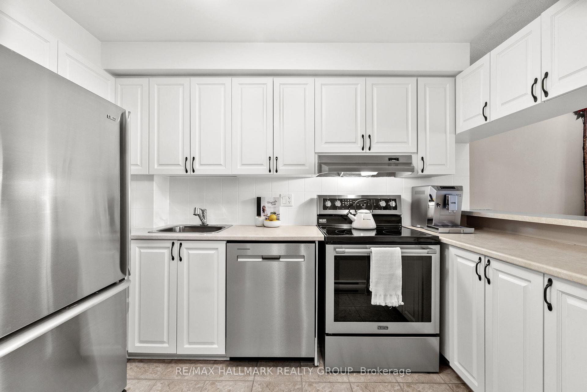 Photo 3 of Unit A, 6605 Bilberry Drive, Ottawa, Convent Glen North — HOMEH