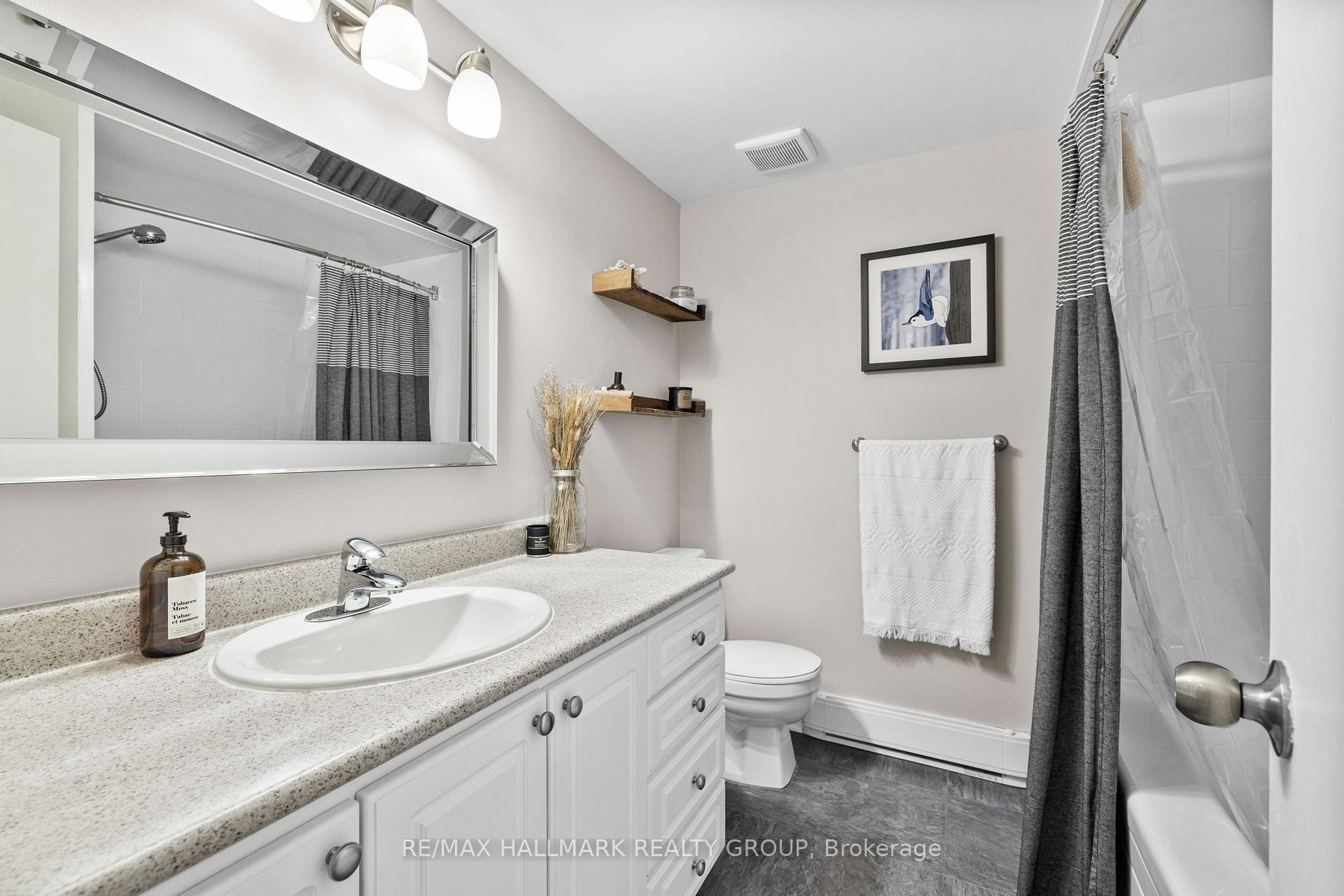 Photo 23 of Unit A, 6605 Bilberry Drive, Ottawa, Convent Glen North — HOMEH