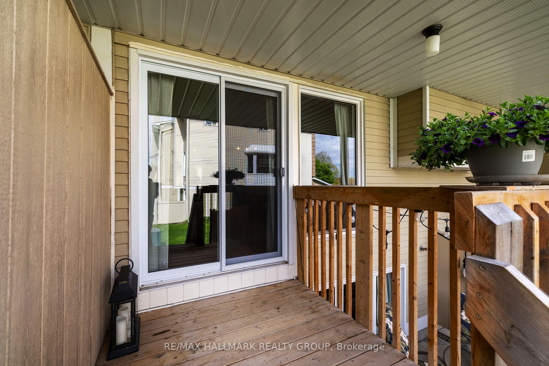 Photo 24 of Unit A, 6605 Bilberry Drive, Ottawa, Convent Glen North — HOMEH