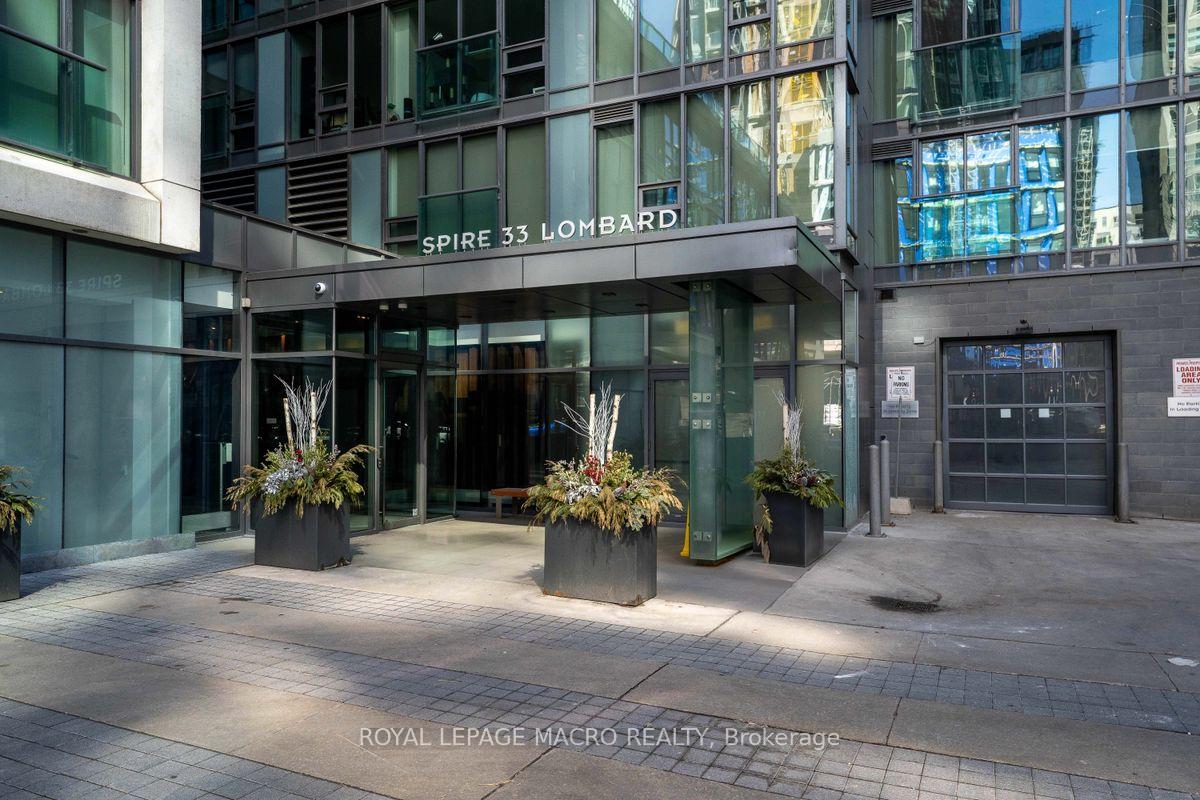 Photo 3 of Unit 4302, 33 Lombard Street, Toronto, Church-Yonge Corridor — HOMEH
