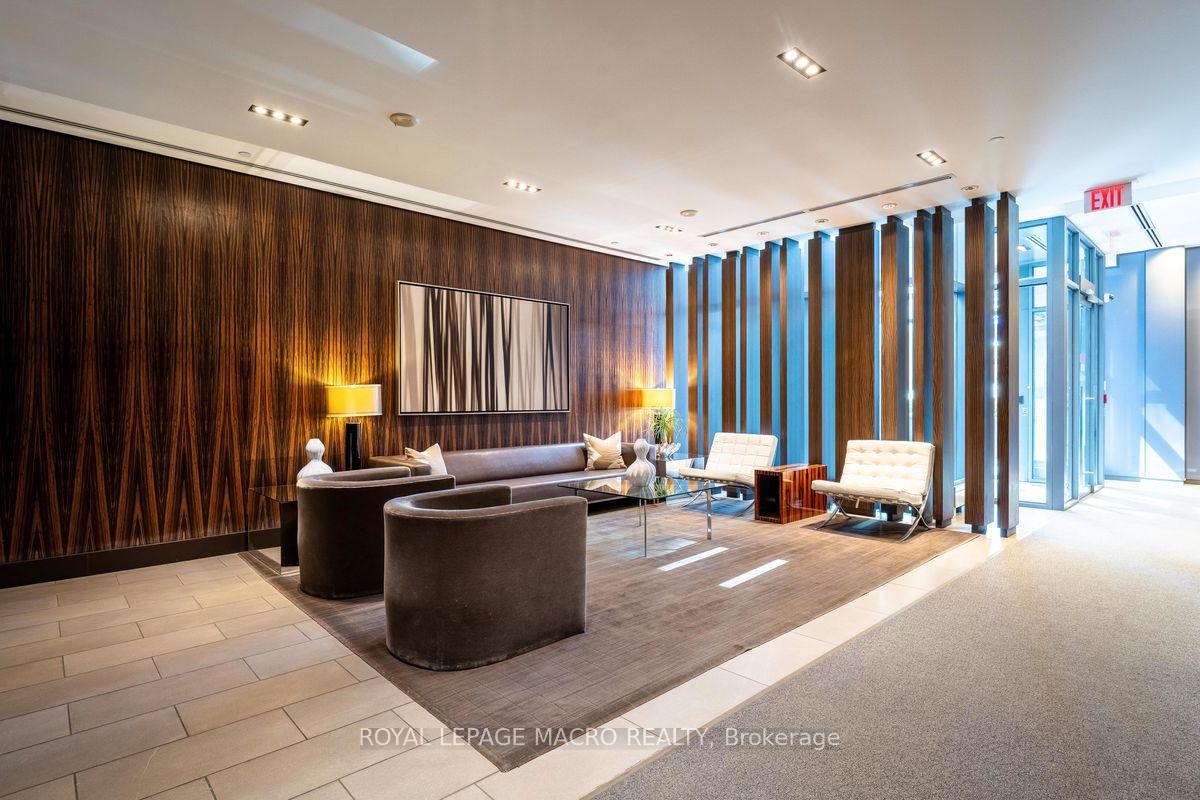 Photo 5 of Unit 4302, 33 Lombard Street, Toronto, Church-Yonge Corridor — HOMEH