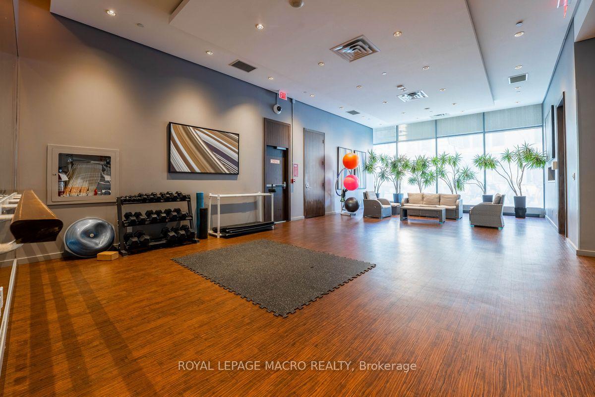 Photo 7 of Unit 4302, 33 Lombard Street, Toronto, Church-Yonge Corridor — HOMEH
