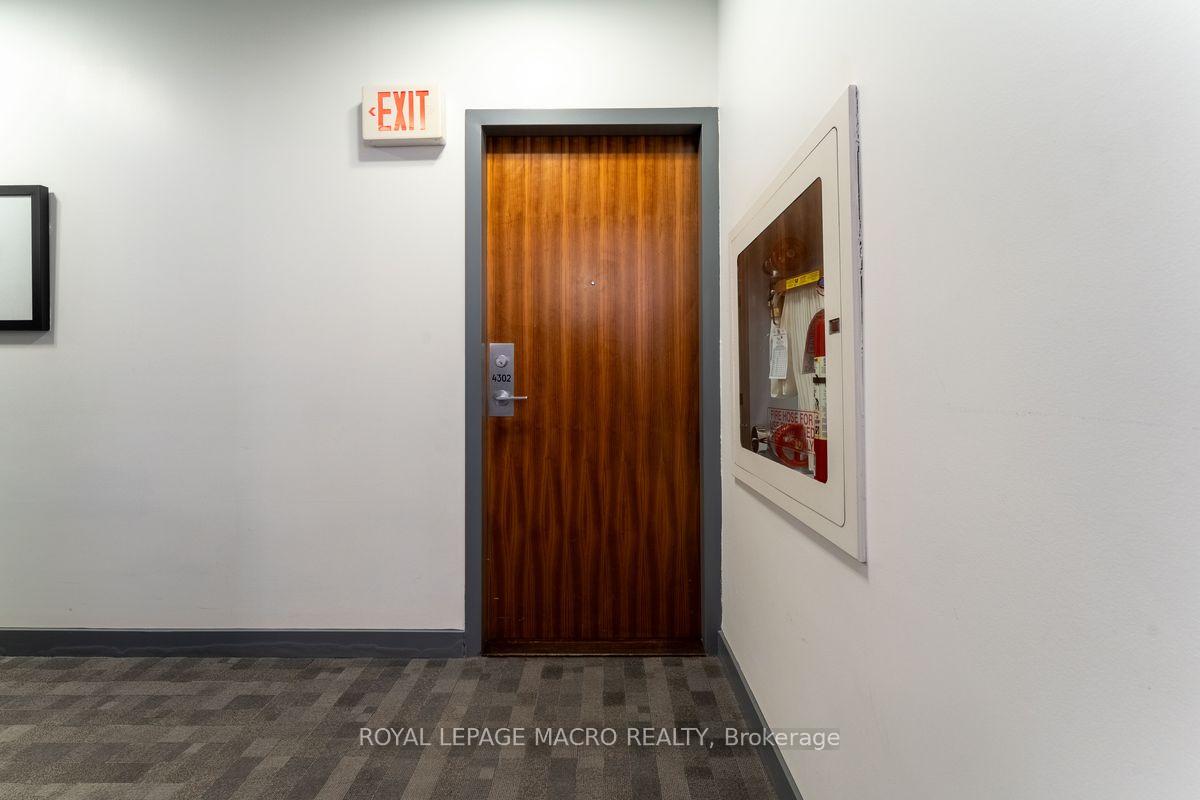 Photo 8 of Unit 4302, 33 Lombard Street, Toronto, Church-Yonge Corridor — HOMEH