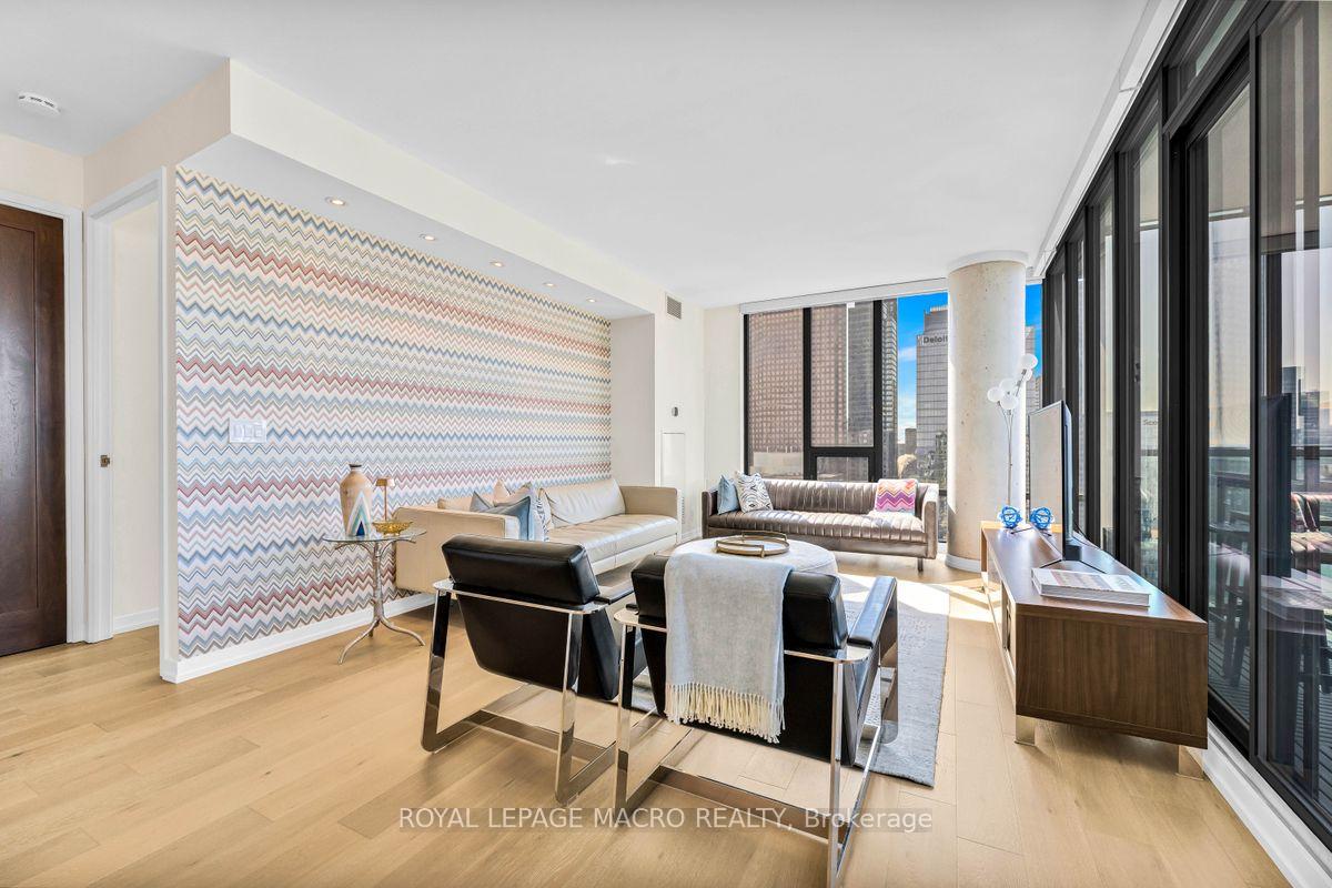 Photo 11 of Unit 4302, 33 Lombard Street, Toronto, Church-Yonge Corridor — HOMEH