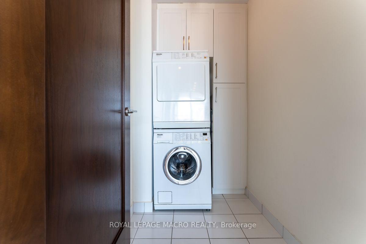 Photo 24 of Unit 4302, 33 Lombard Street, Toronto, Church-Yonge Corridor — HOMEH