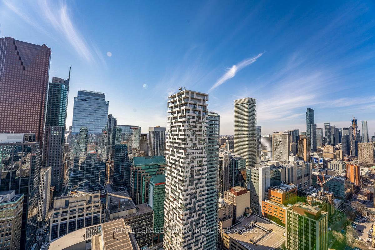 Photo 27 of Unit 4302, 33 Lombard Street, Toronto, Church-Yonge Corridor — HOMEH